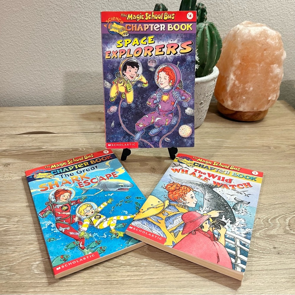 Magic School Bus Chapter Books‎ Lot of 3 | Space, Sharks, Whales Scholastic STEM